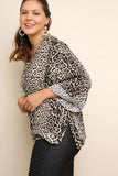 Jaguar Print Cuffed 3/4 Sleeve Top