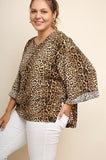 Jaguar Print Cuffed 3/4 Sleeve Top